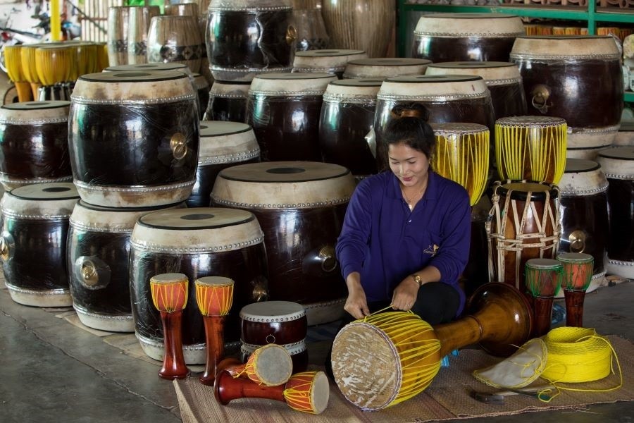 หมู่บ้านทำกลองตำบลเอกราช – อ่างทอง P03013876_1.jpg