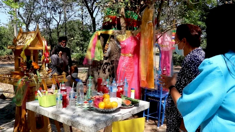 “เลขเด็ดพญาบึ้ง” เสี่ยงทายคาบเลขออกมาแล้ว เลขเด็ด 1/2/65 “เลขเด็ดพญาบึ้ง”-เสี่ยงทายคาบเลขออกมาแล้ว-เลขเด็ด-1/2/65-–-คมชัดลึก