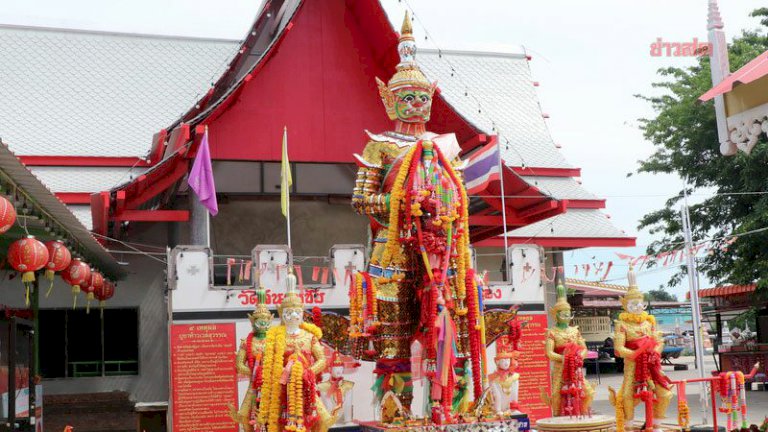 เลขเด็ดหางประทัด หนุ่มโชคดี จุดประทัดหมื่นนัดแก้บัน ท้าวเวสสุวรรณ วัดดังอ่างทอง เลขเด็ดหางประทัด-หนุ่มโชคดี-จุดประทัดหมื่นนัดแก้บัน-ท้าวเวสสุวรรณ-วัดดังอ่างทอง