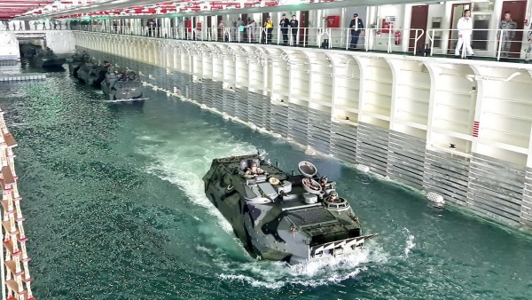 กองทัพเรือ ทดสอบขีดความสามารถ “เรือหลวงช้าง”ปฏิบัติการในทะเลและยุทธ์สะเทินน้ำสะเทินบก 566000005019201.jpg